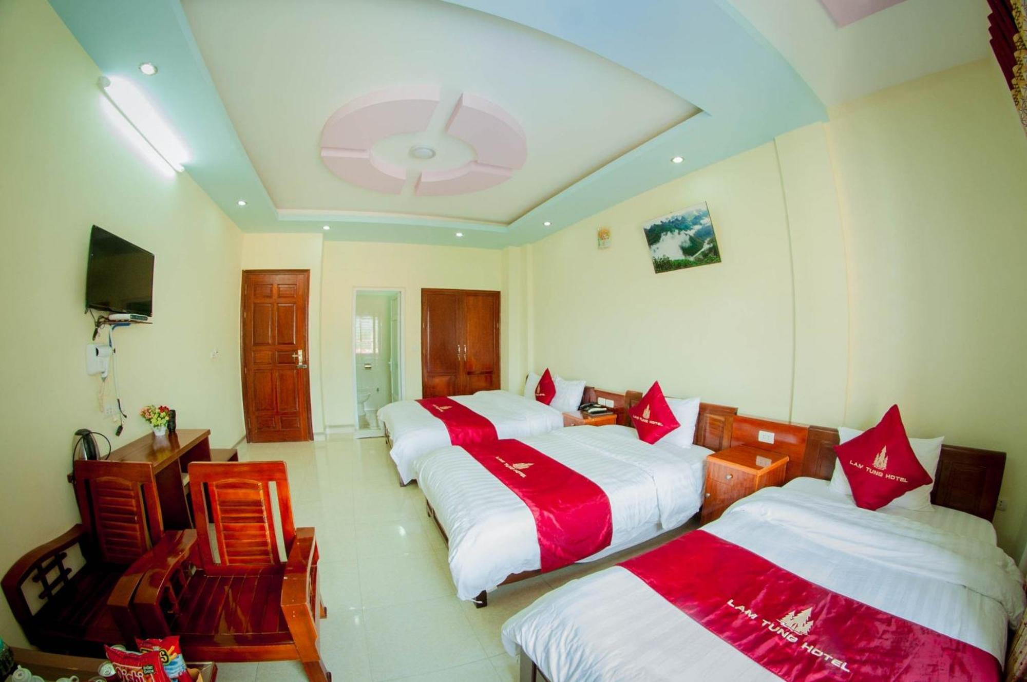 Lam Tung Hotel Dong Van - By Bay Luxury ภายนอก รูปภาพ